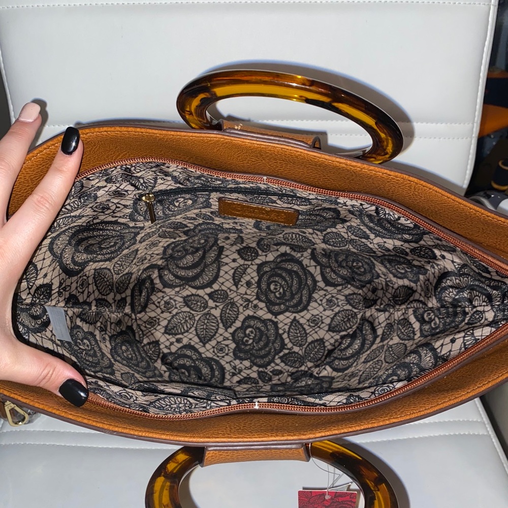 Purse - Picture 5 of 6